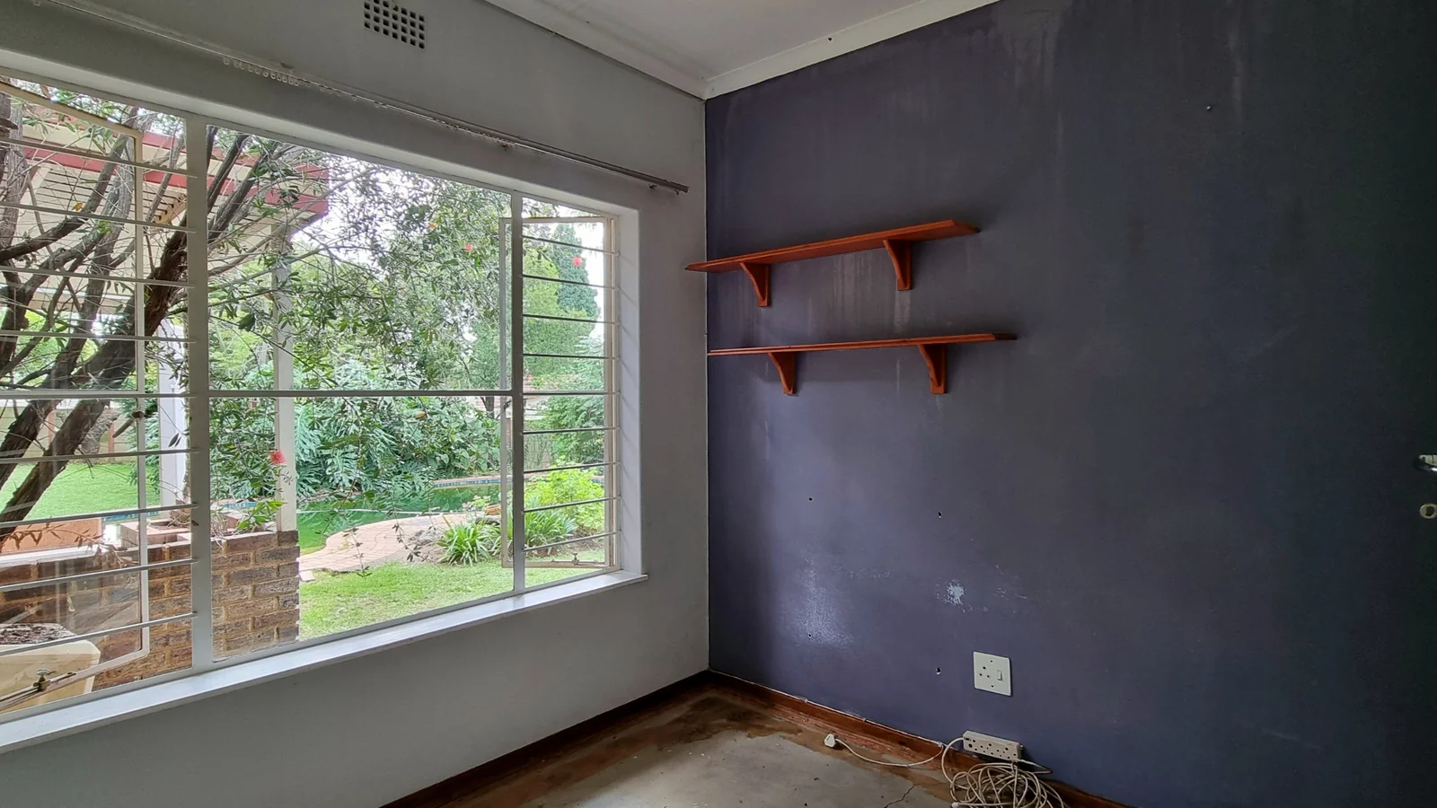 Renovator’s Dream in Prime Bromhof Location – Endless Potential for the Right Buyer
