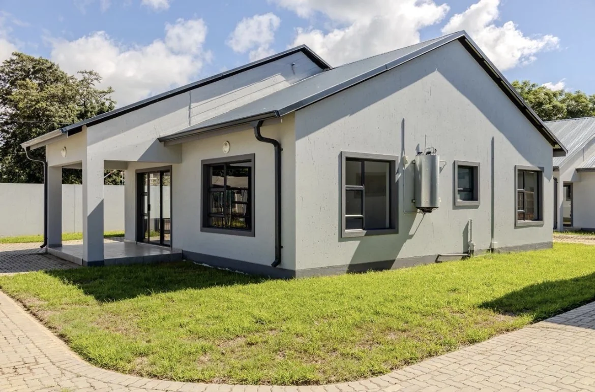 Units 7 to 12 are 2 Bedroom & 2 Bathroom