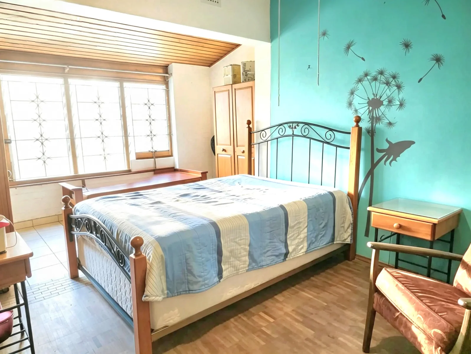 A Place in the Shade – A Must-See family home in Meer En See
