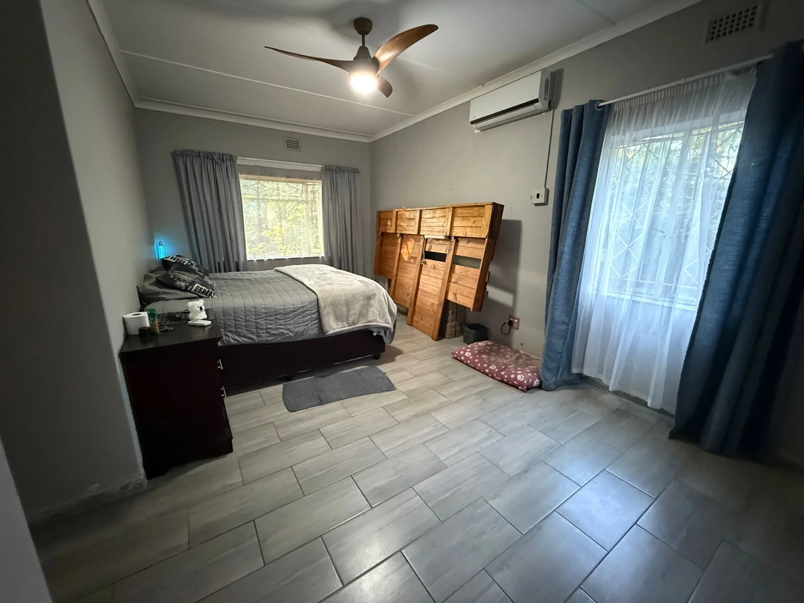 Spacious Property with Large Yard & Renovation Potential