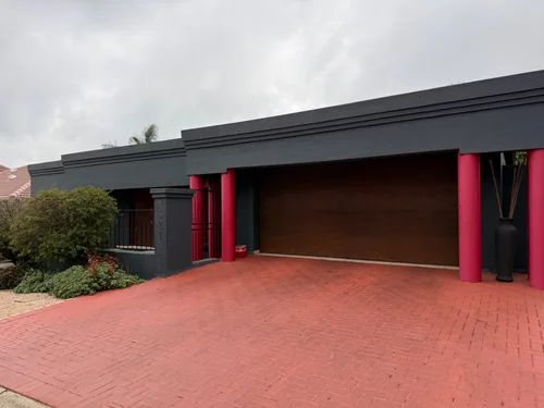 Greenstone Hill, Edenvale