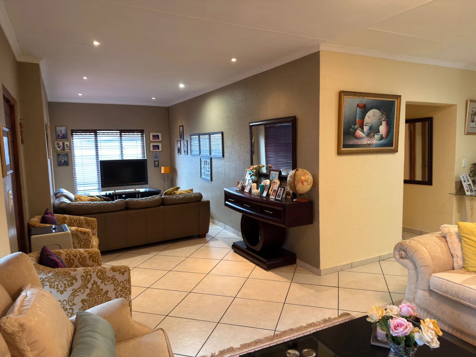 Three bedroom house for Sale in sought after Thorn Valley Estate
