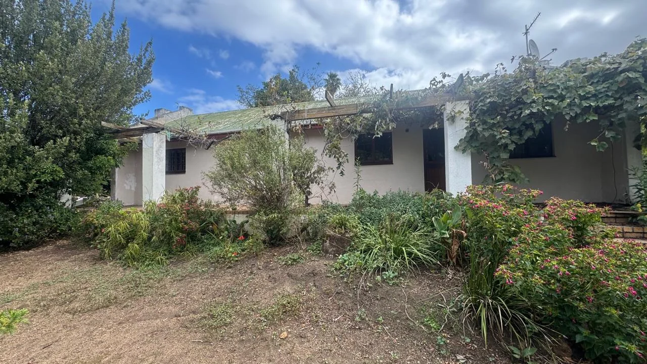 SPACIOUS PROPERTY WITH HUGE DEVELOPMENT POTENTIAL
