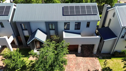 927 Hilltop, Heritage Hill, Centurion