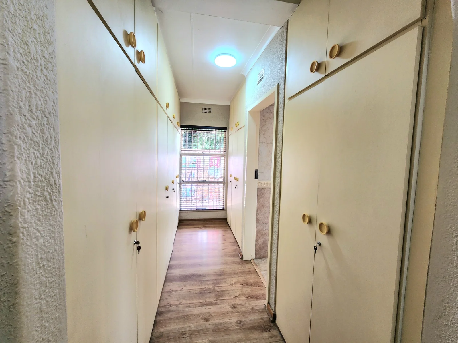 Welcome to Janina Village — secure, spacious family living in the heart of Edleen.