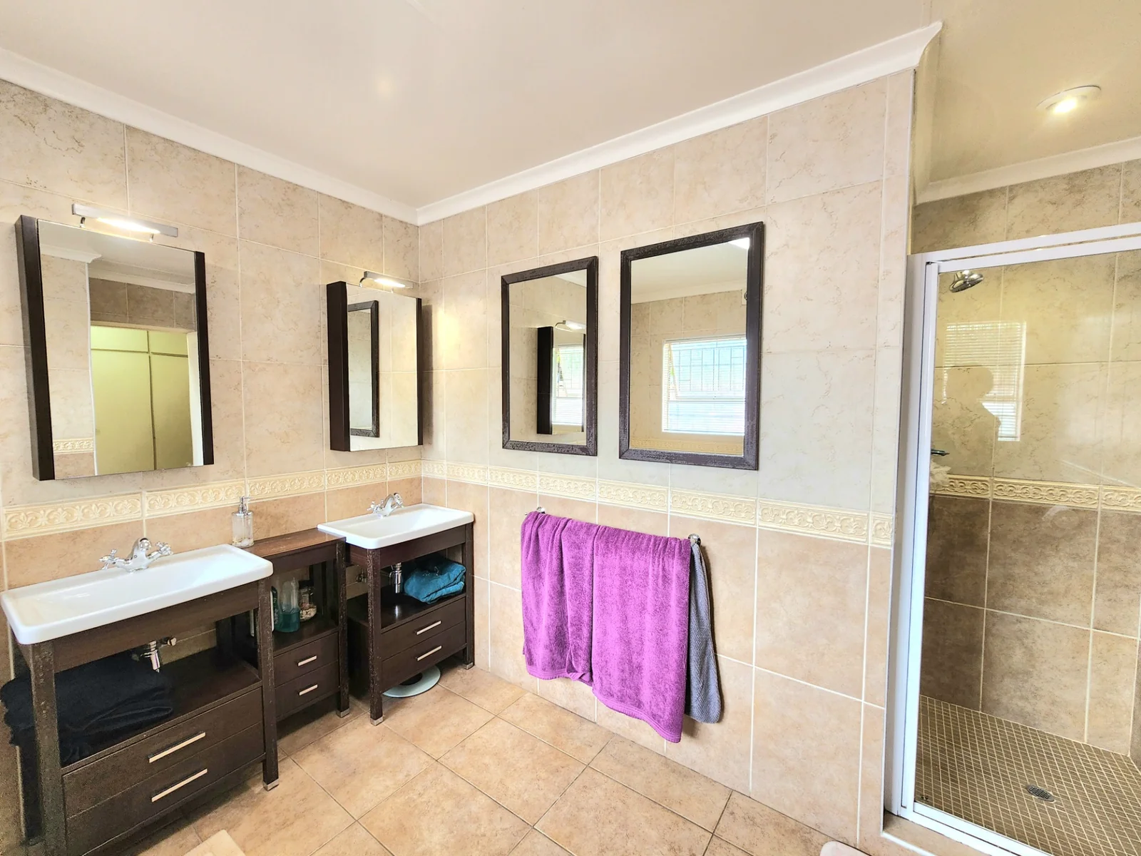Welcome to Janina Village — secure, spacious family living in the heart of Edleen.