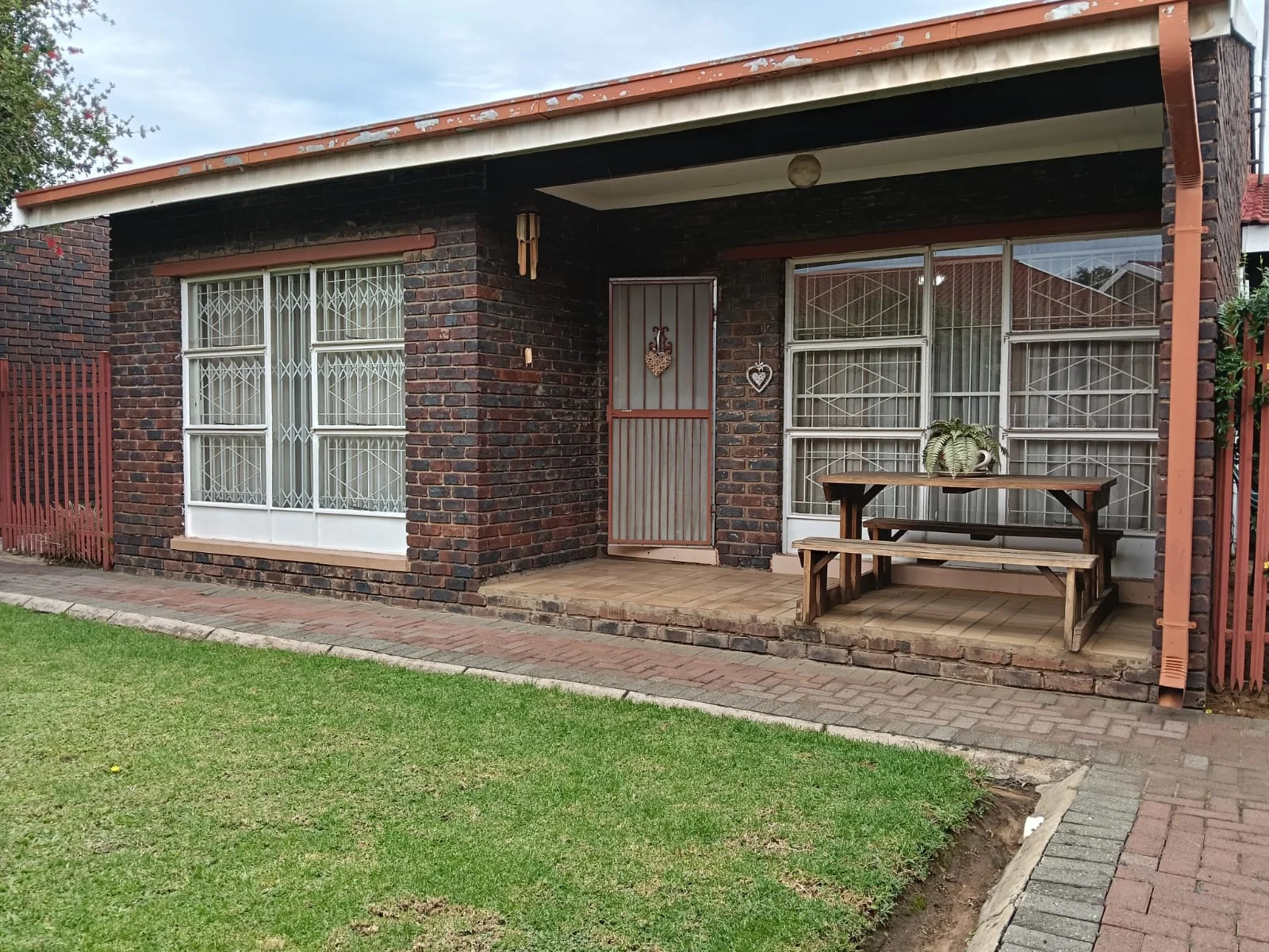 Low Maintenance Town house for sale in popular complex in Three Rivers.