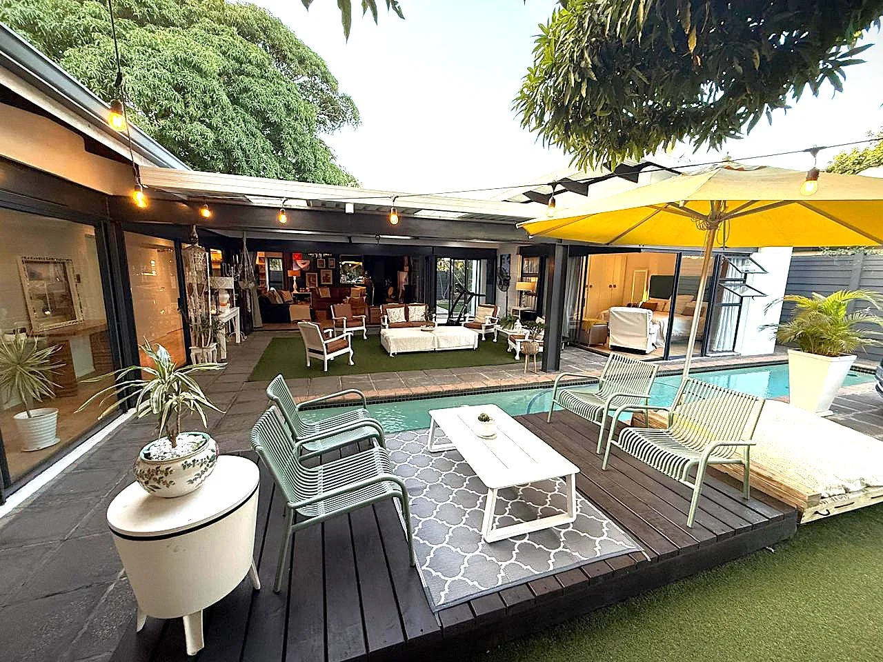 Secret high-end architectural masterpiece