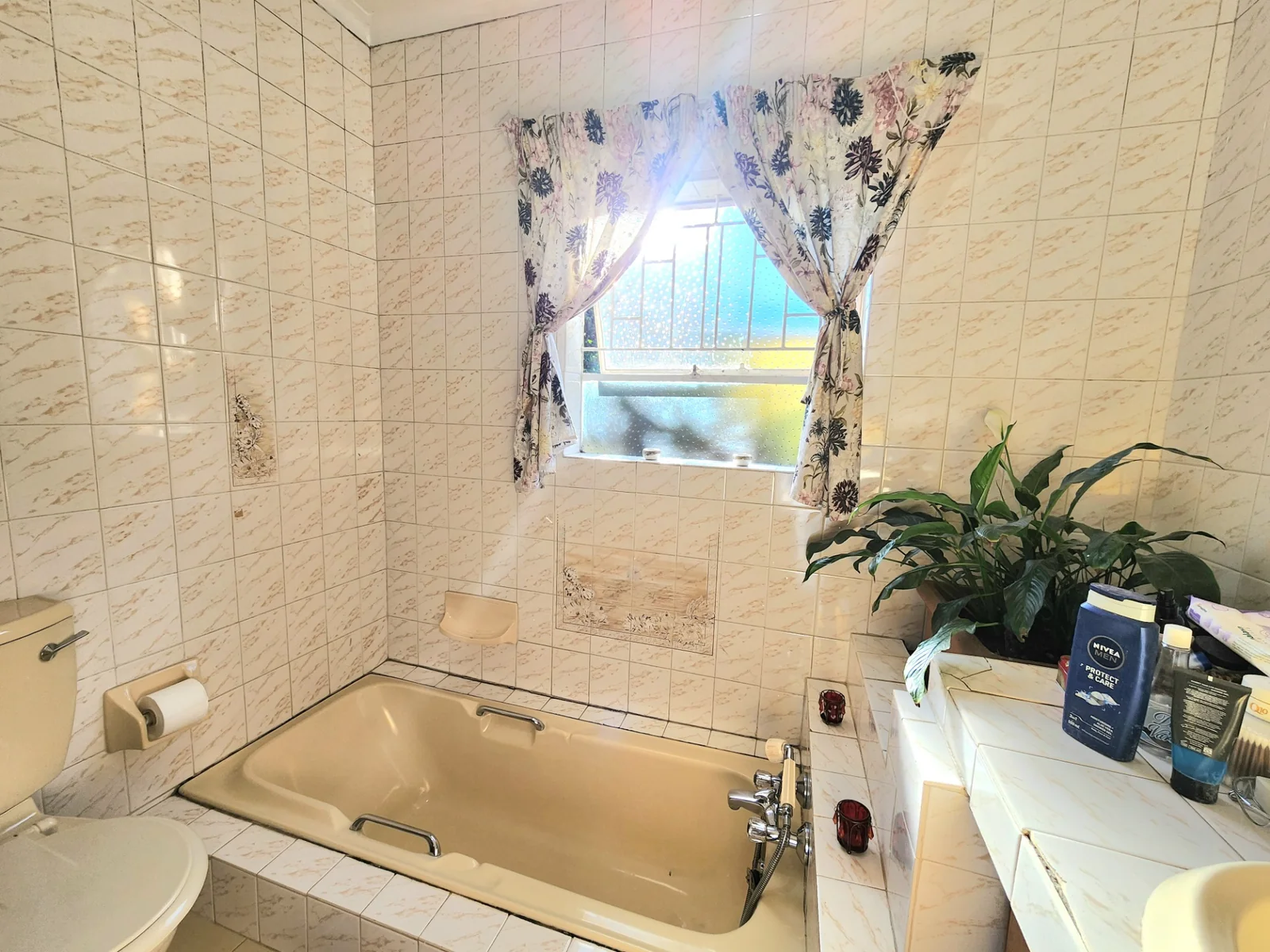 Charming Family Home in Farrarmere