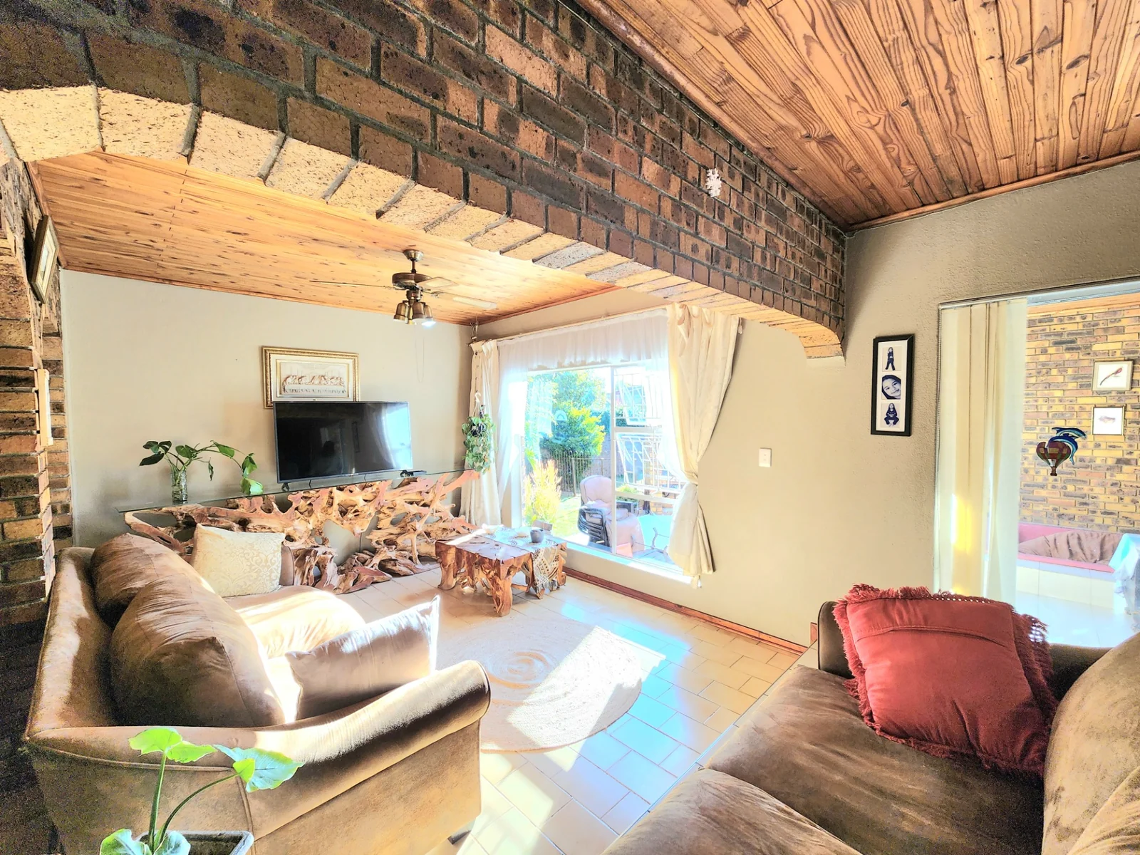 Charming Family Home in Farrarmere