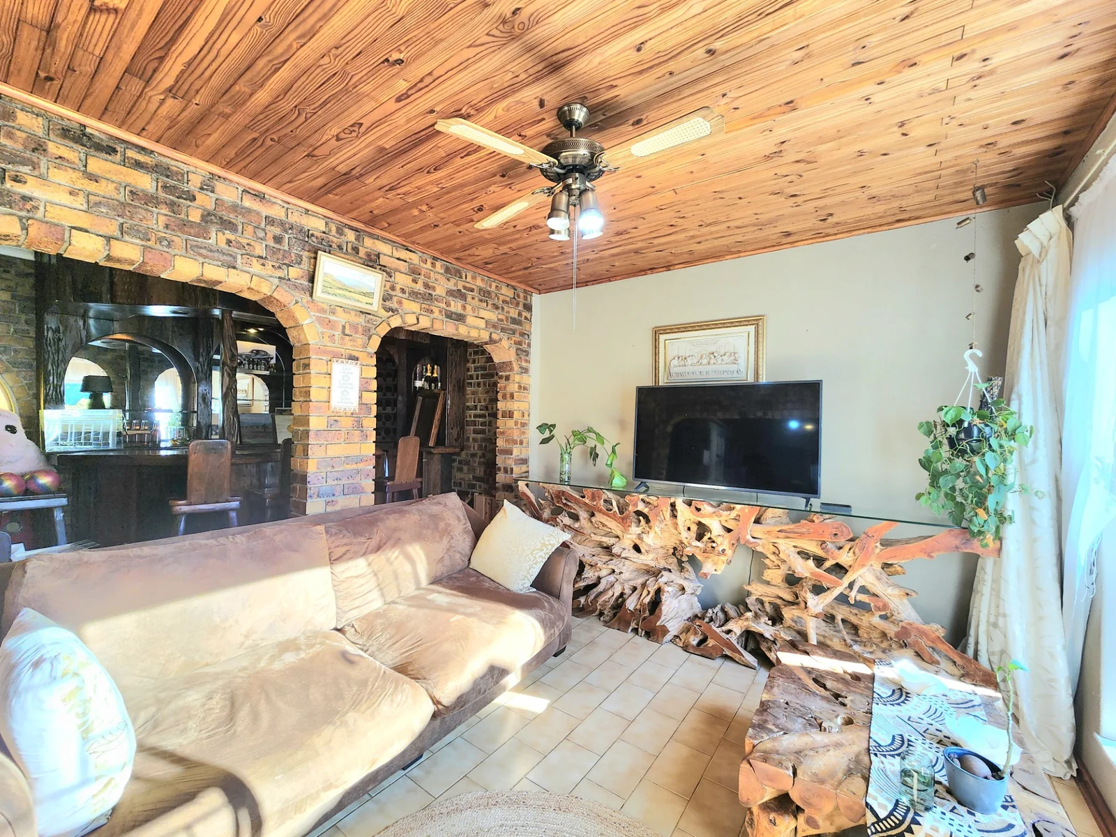 Charming Family Home in Farrarmere