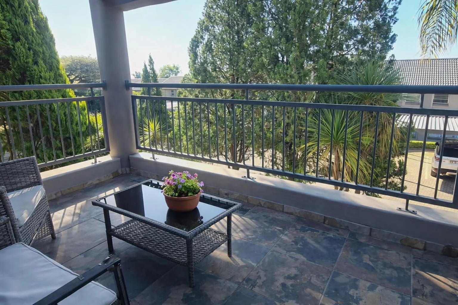Spacious First Floor Apartment in a Sought-After Tranquil Suburb of Constantia Kloof