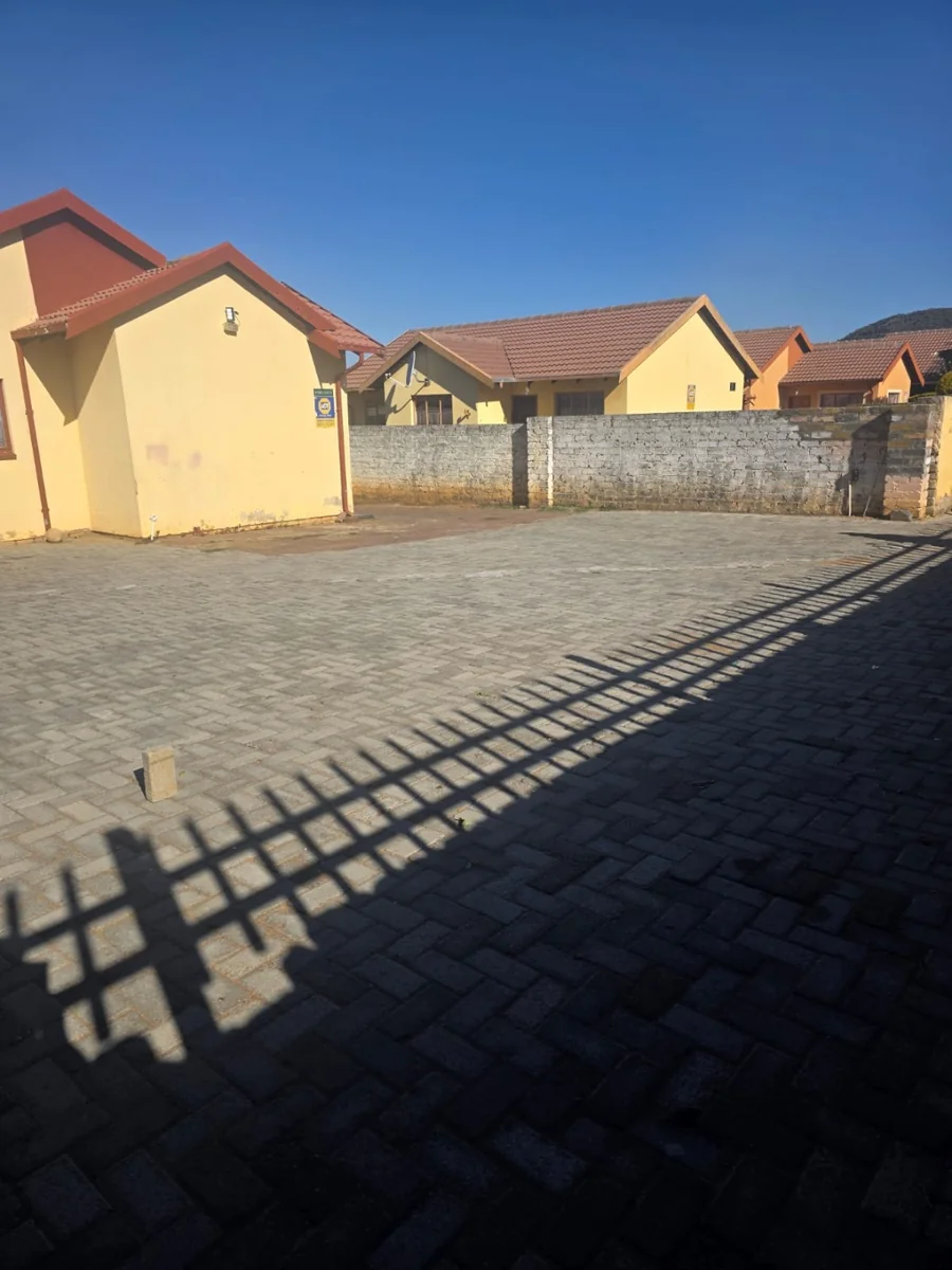 House for Sale Tlhabane West
