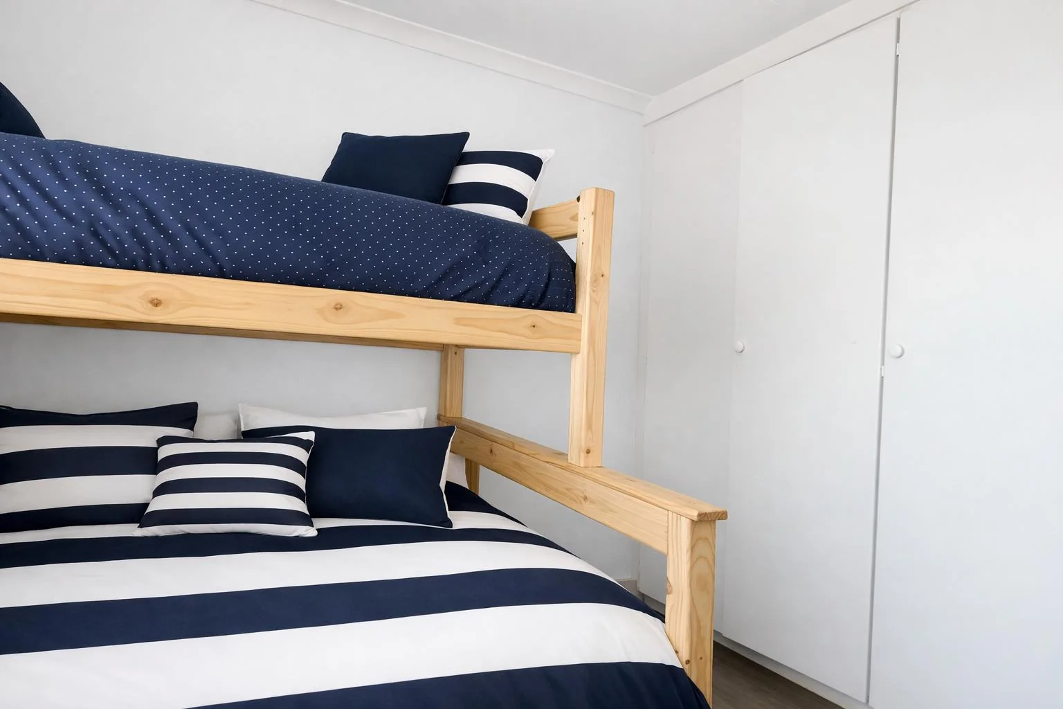 Beautiful apartment for young couple or ideal income generator