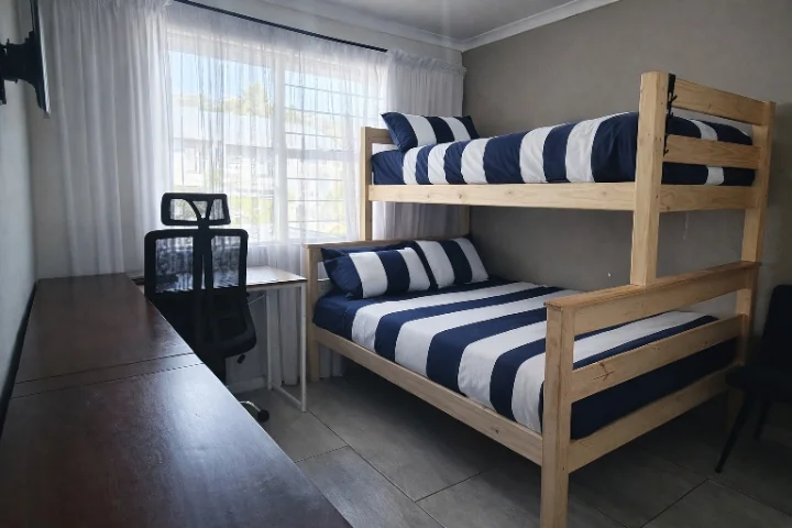 Beautiful apartment for young couple or ideal income generator
