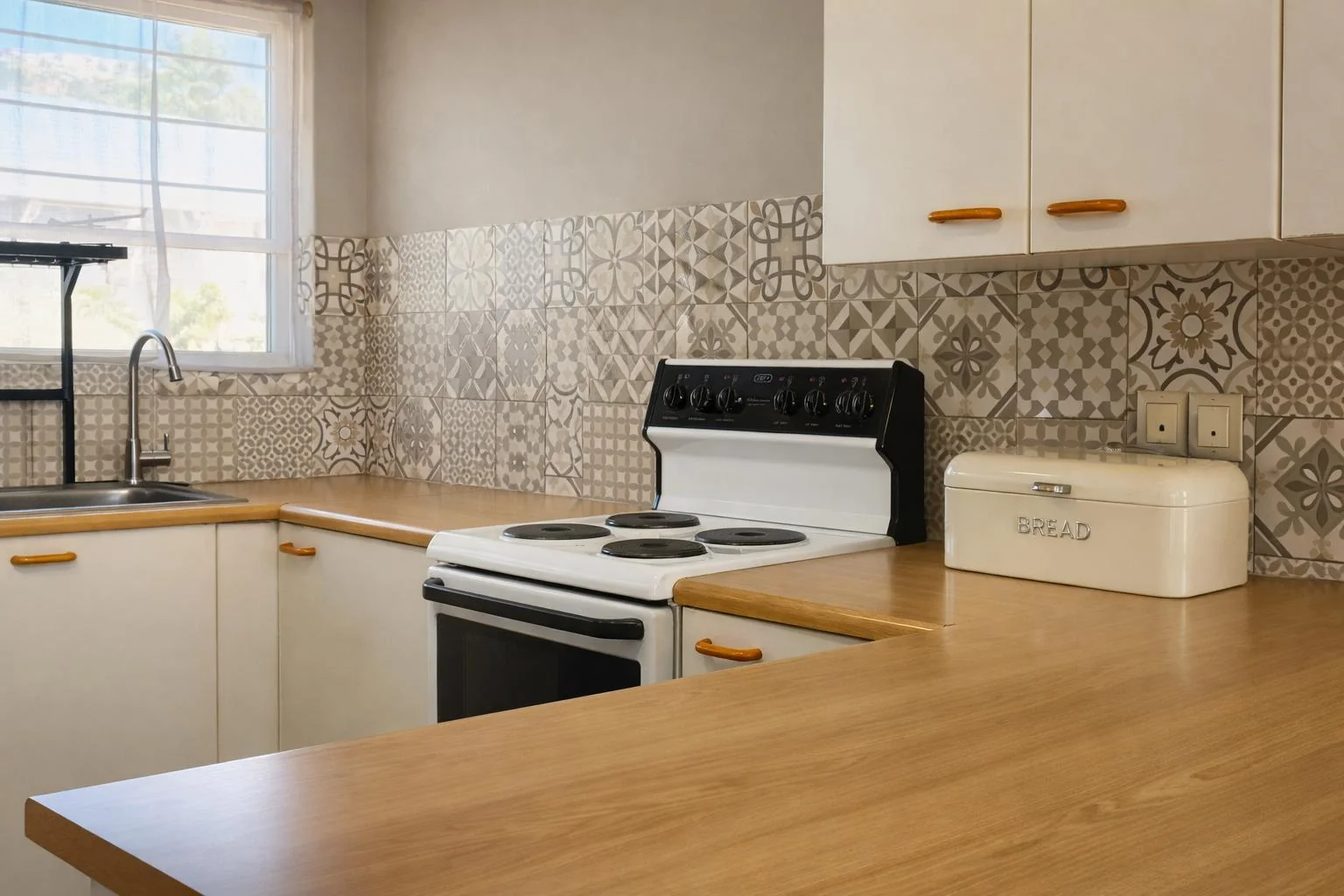 Beautiful apartment for young couple or ideal income generator