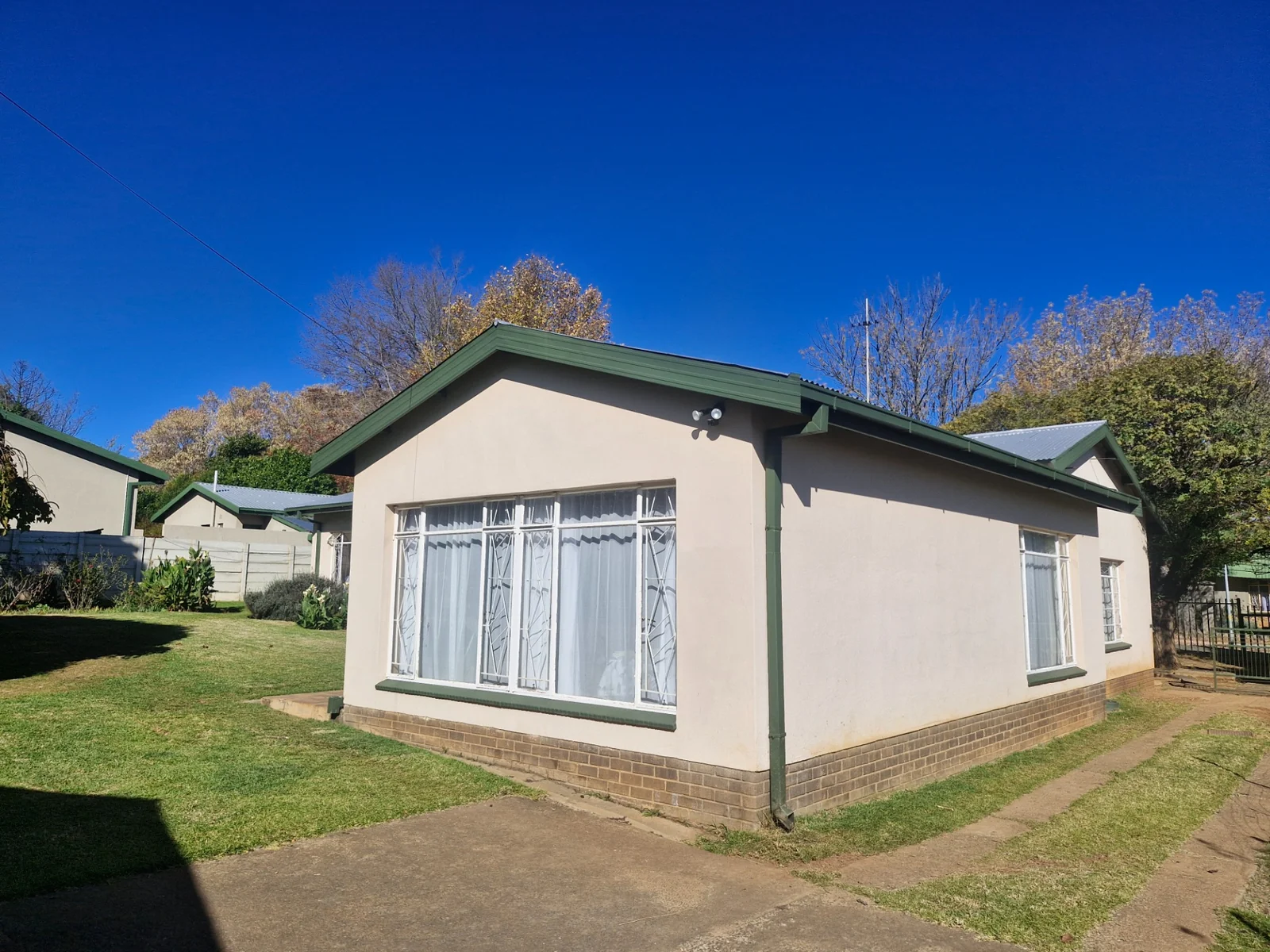 Sunny 5 Bedroom house in Panorama