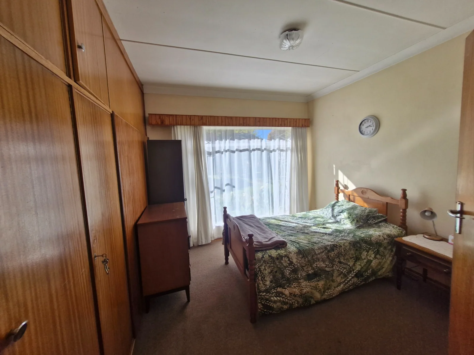 Sunny 5 Bedroom house in Panorama
