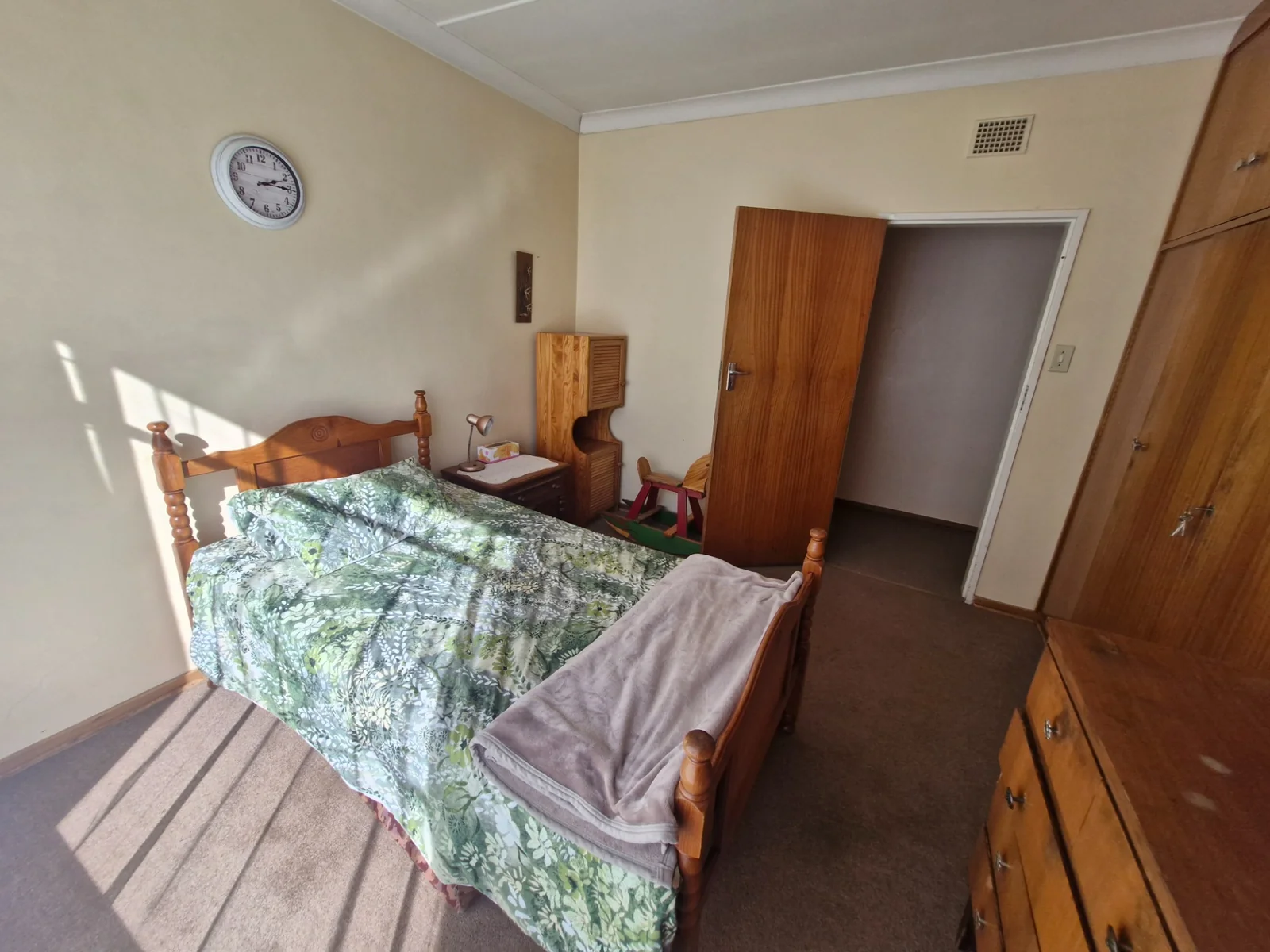 Sunny 5 Bedroom house in Panorama