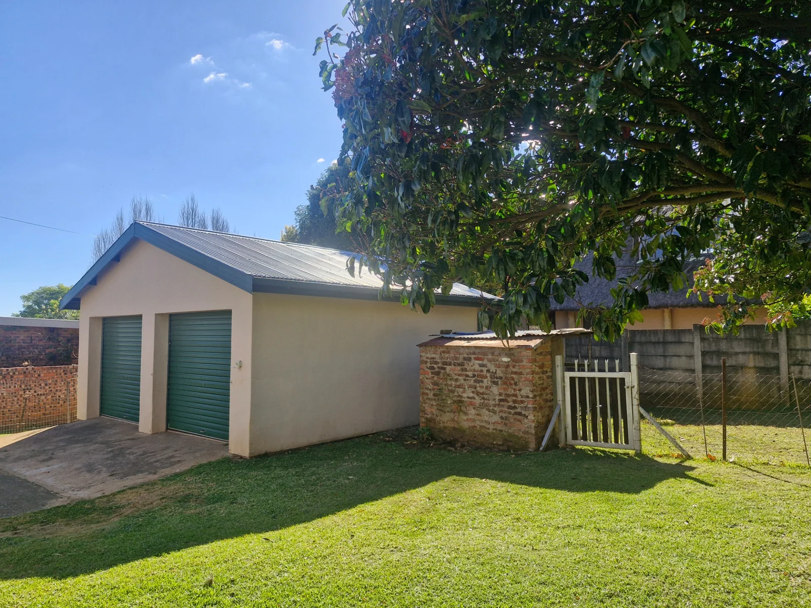 Sunny 5 Bedroom house in Panorama