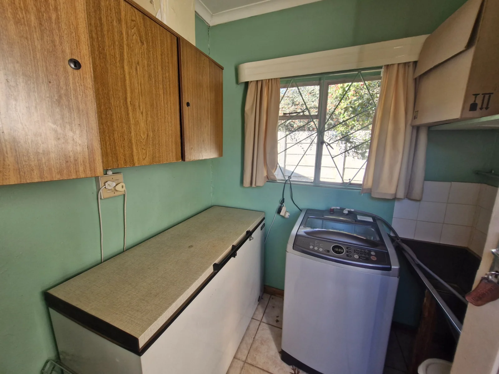 Sunny 5 Bedroom house in Panorama