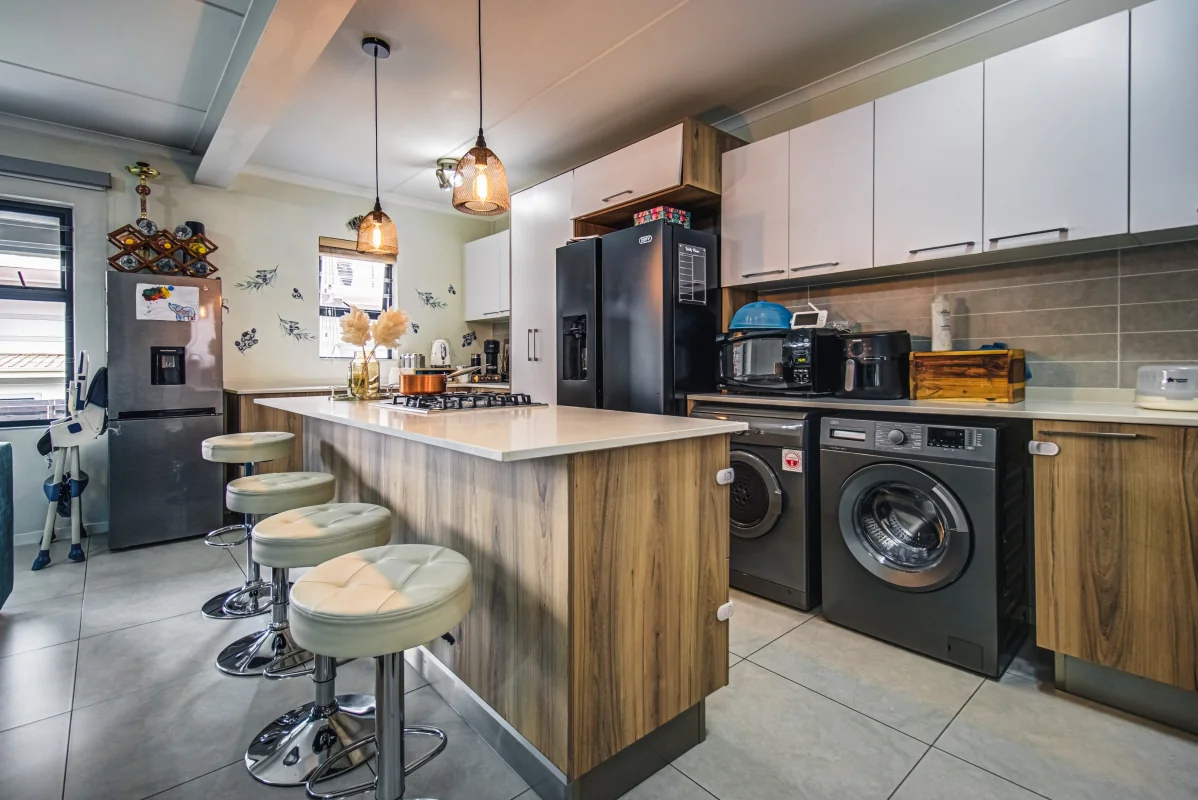 Red Ivory Lane Apartments – Contemporary Estate Living in Modderfontein