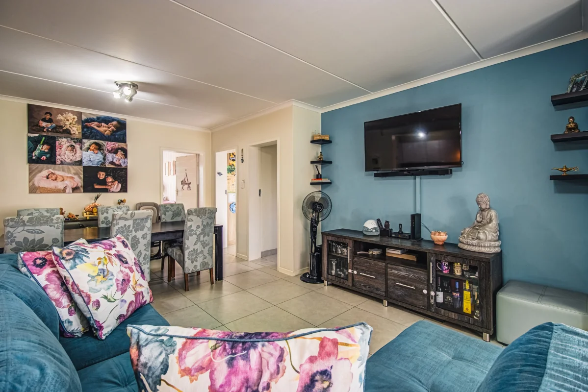 Red Ivory Lane Apartments – Contemporary Estate Living in Modderfontein