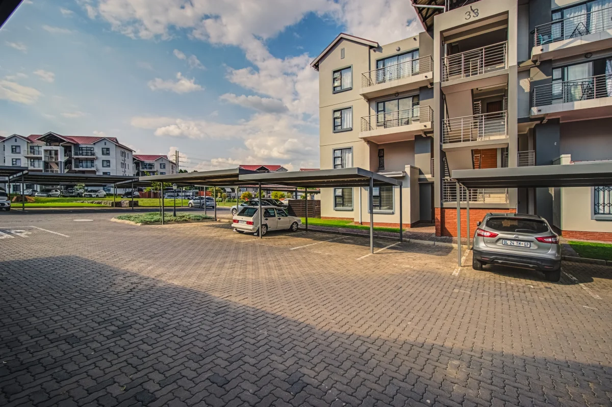 Red Ivory Lane Apartments – Contemporary Estate Living in Modderfontein