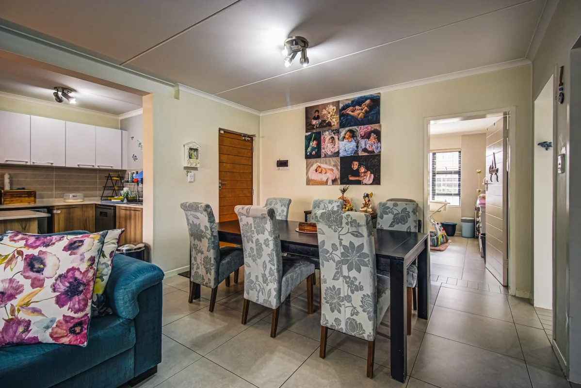 Red Ivory Lane Apartments – Contemporary Estate Living in Modderfontein
