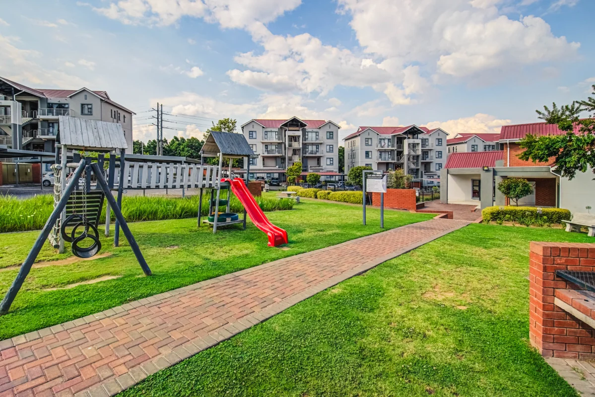 Red Ivory Lane Apartments – Contemporary Estate Living in Modderfontein