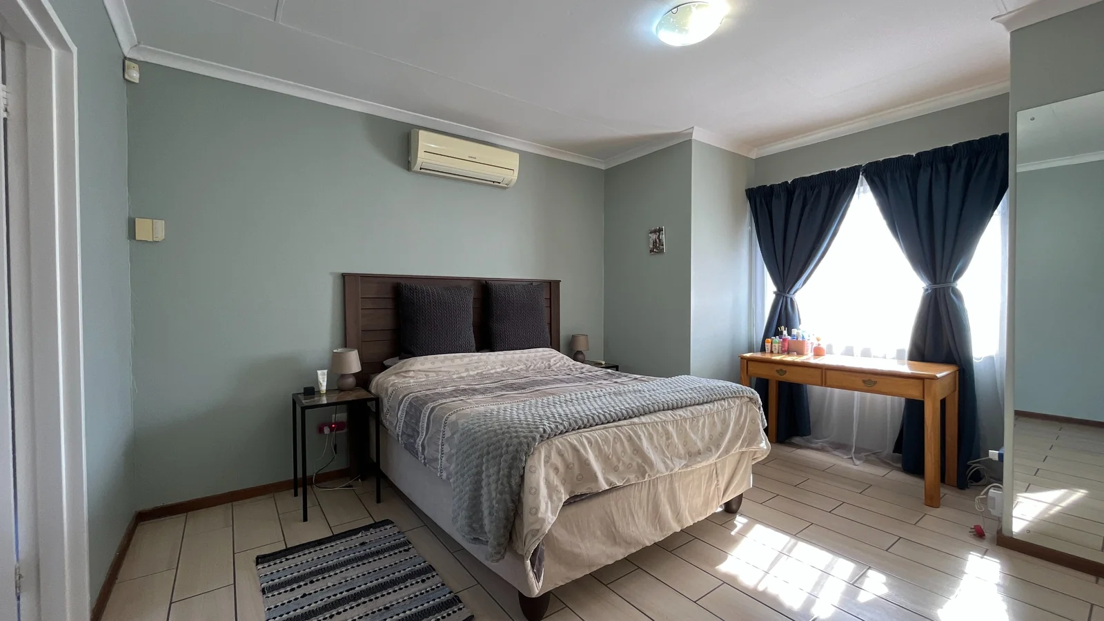 4 Bedroom Townhouse to Rent