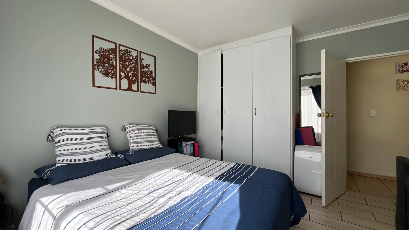 4 Bedroom Townhouse to Rent