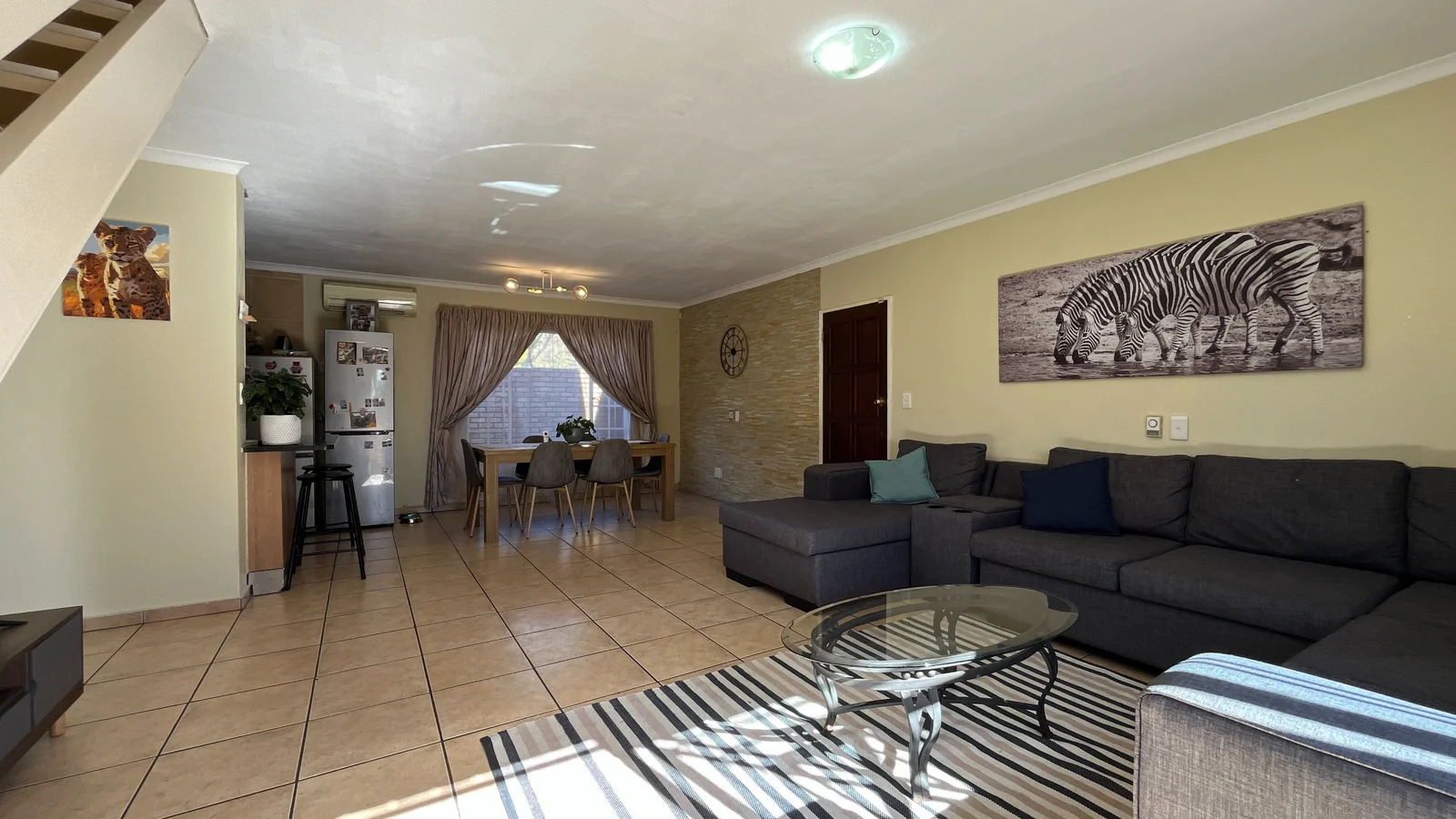 4 Bedroom Townhouse to Rent