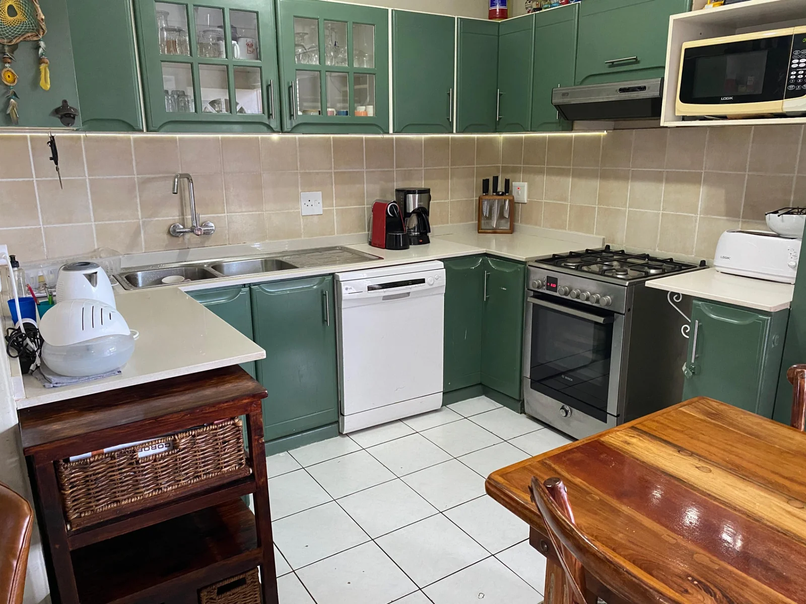 Modern simplex for sale in Grantham Park