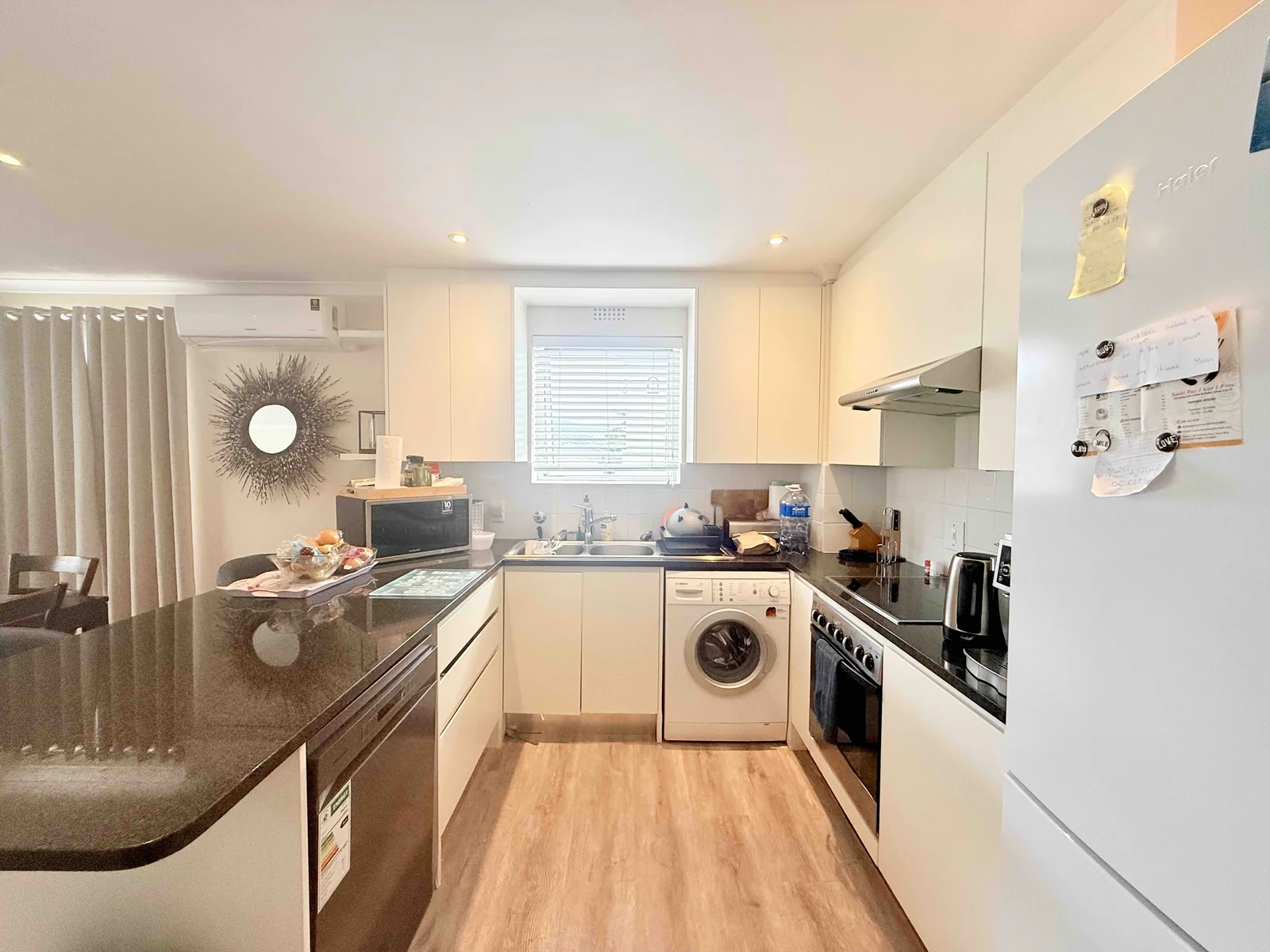 Spacious, bright and airy duplex 3 bedroom apartment, with stunning sea and mountain views.