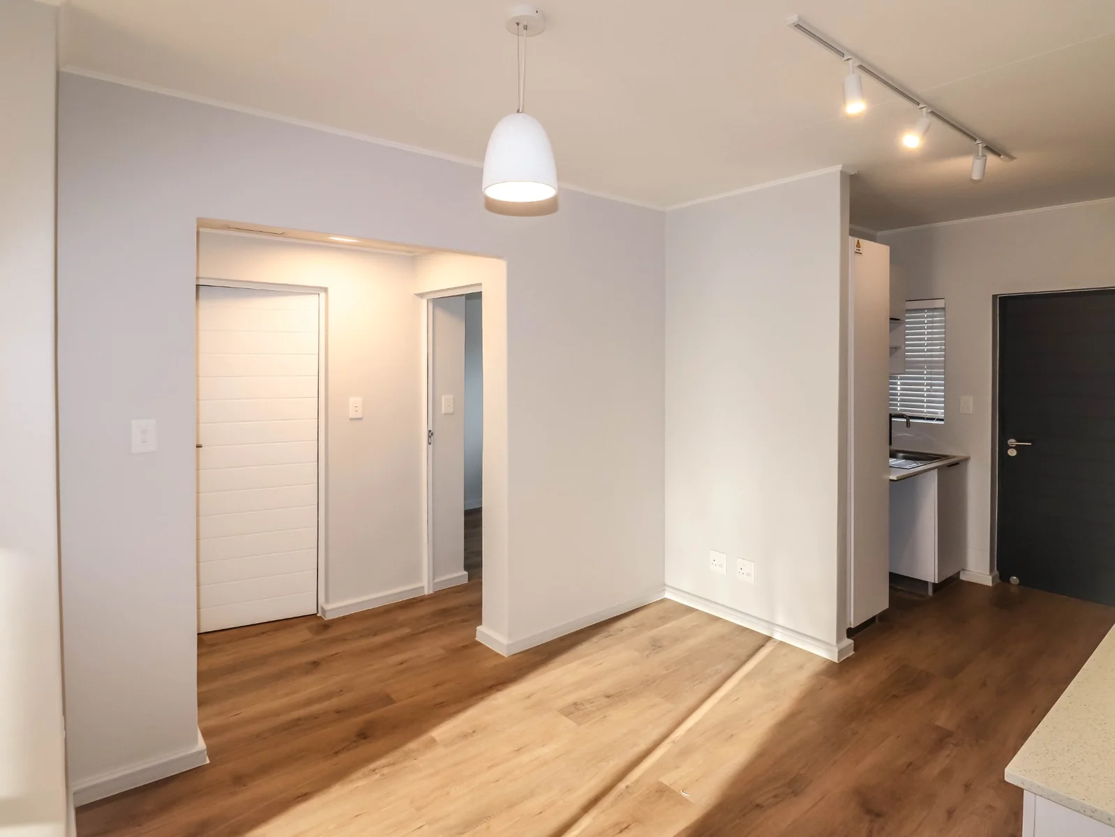 Excellent North facing 2 Bedroom Apartment