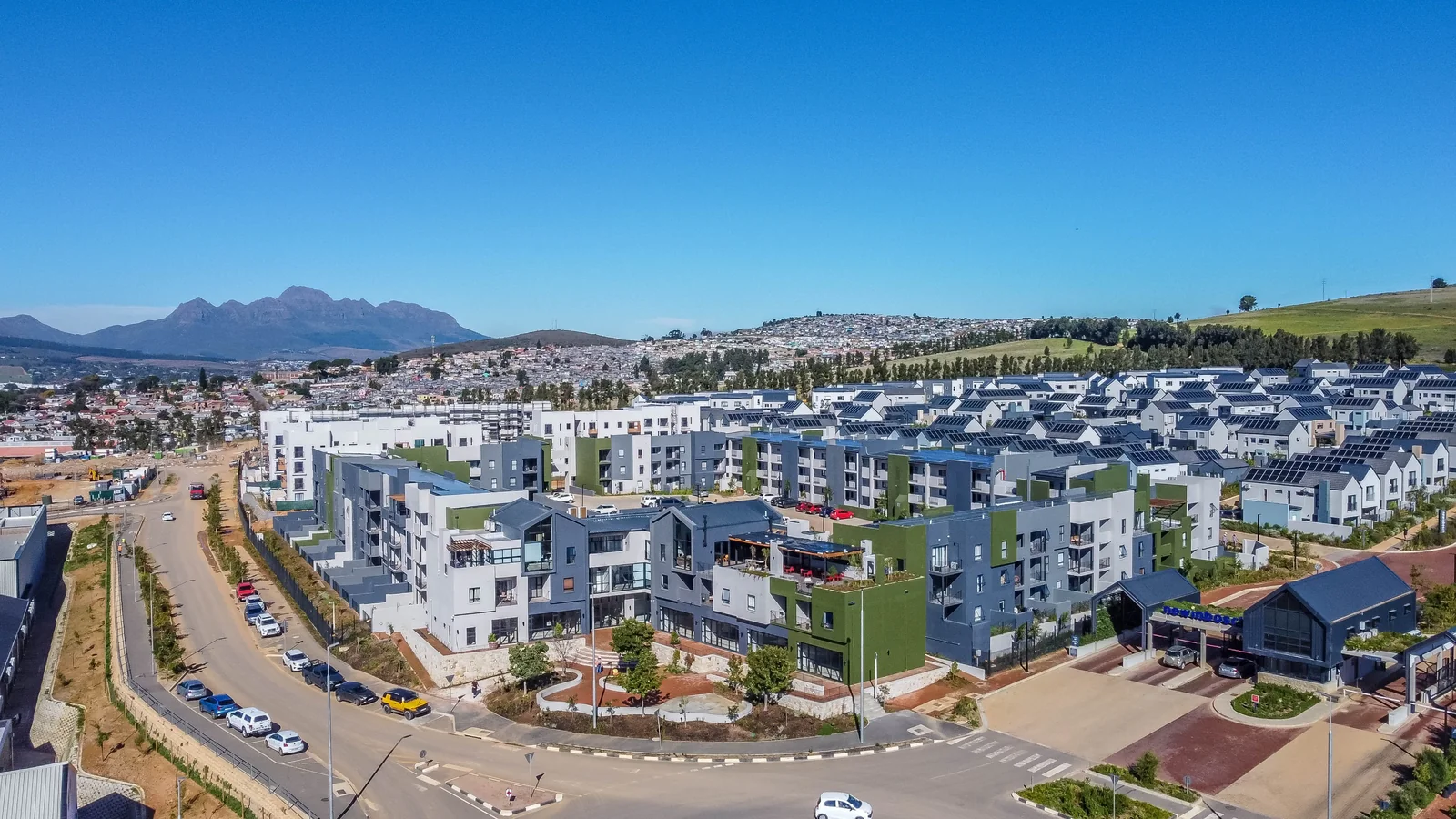 Excellent North facing 2 Bedroom Apartment
