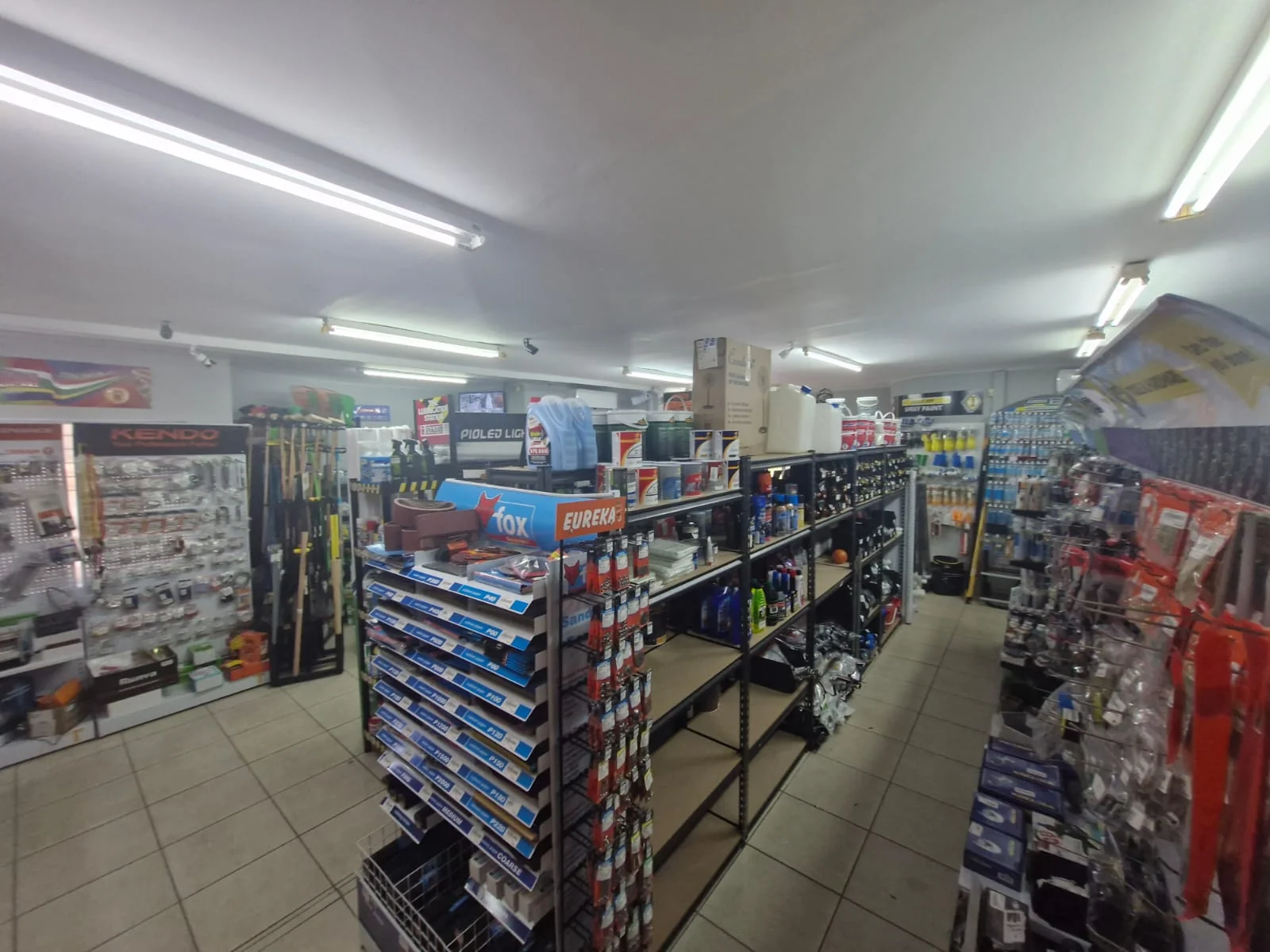 Commercial Property for sale in the heart of Meerensee