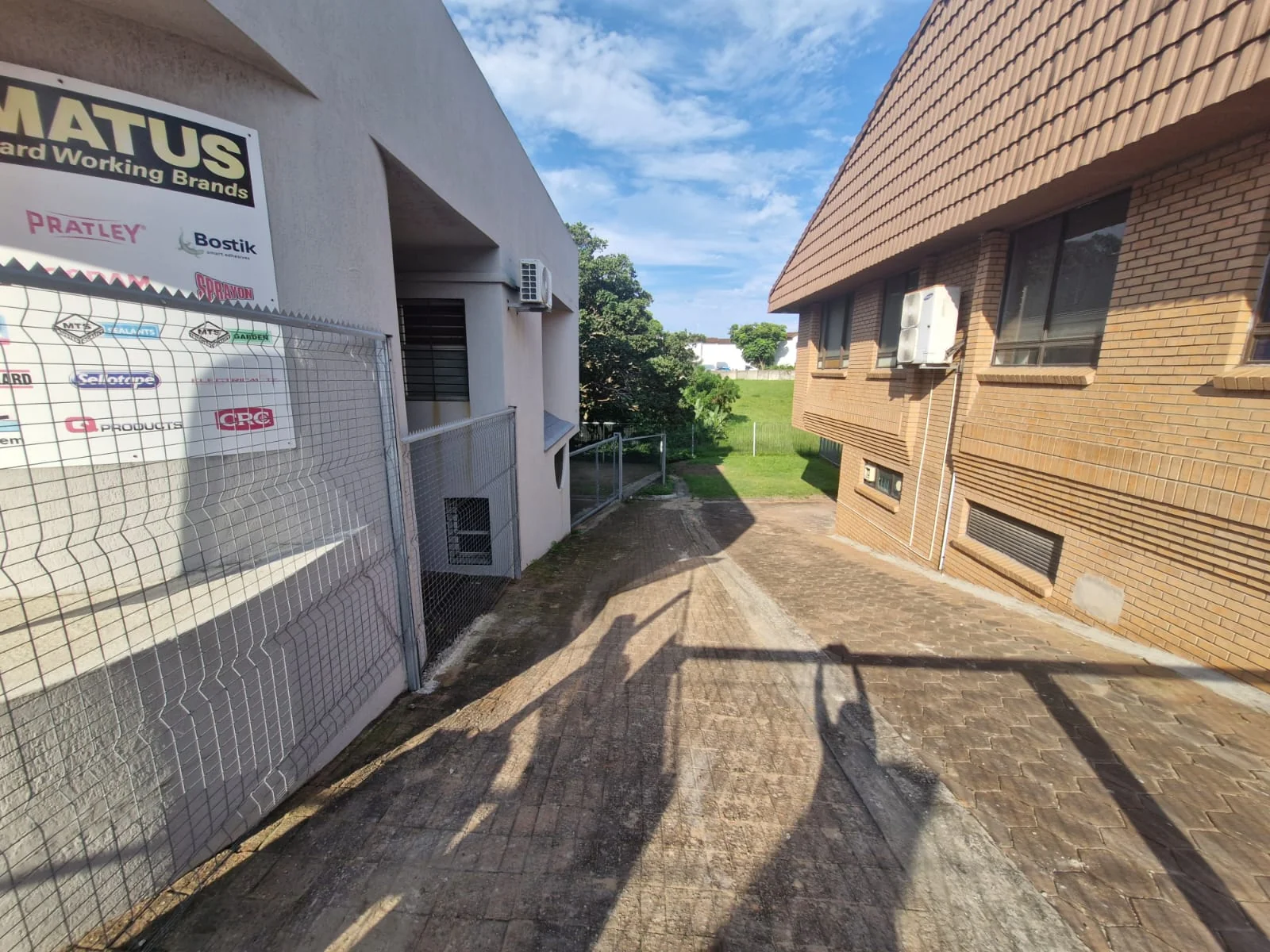 Commercial Property for sale in the heart of Meerensee