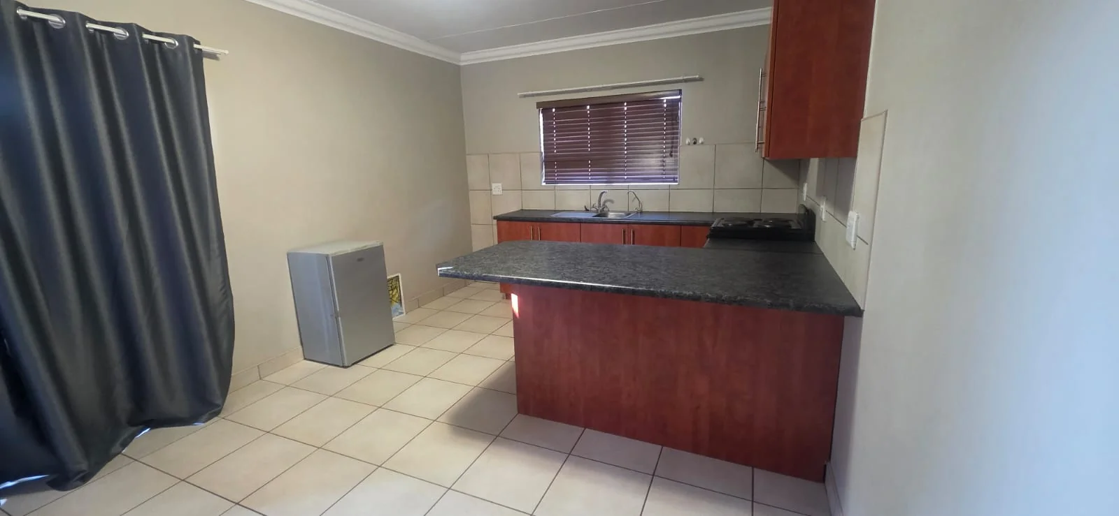 One Bedroom Flat To Rent