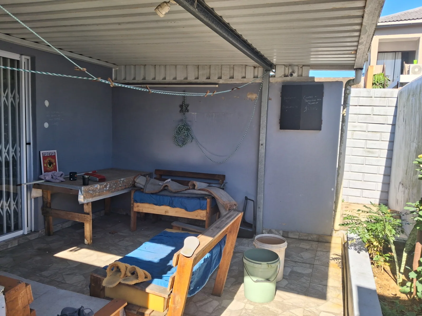 SPACIOUS AND WELL DESIGNED HOME WITH A FLATLET