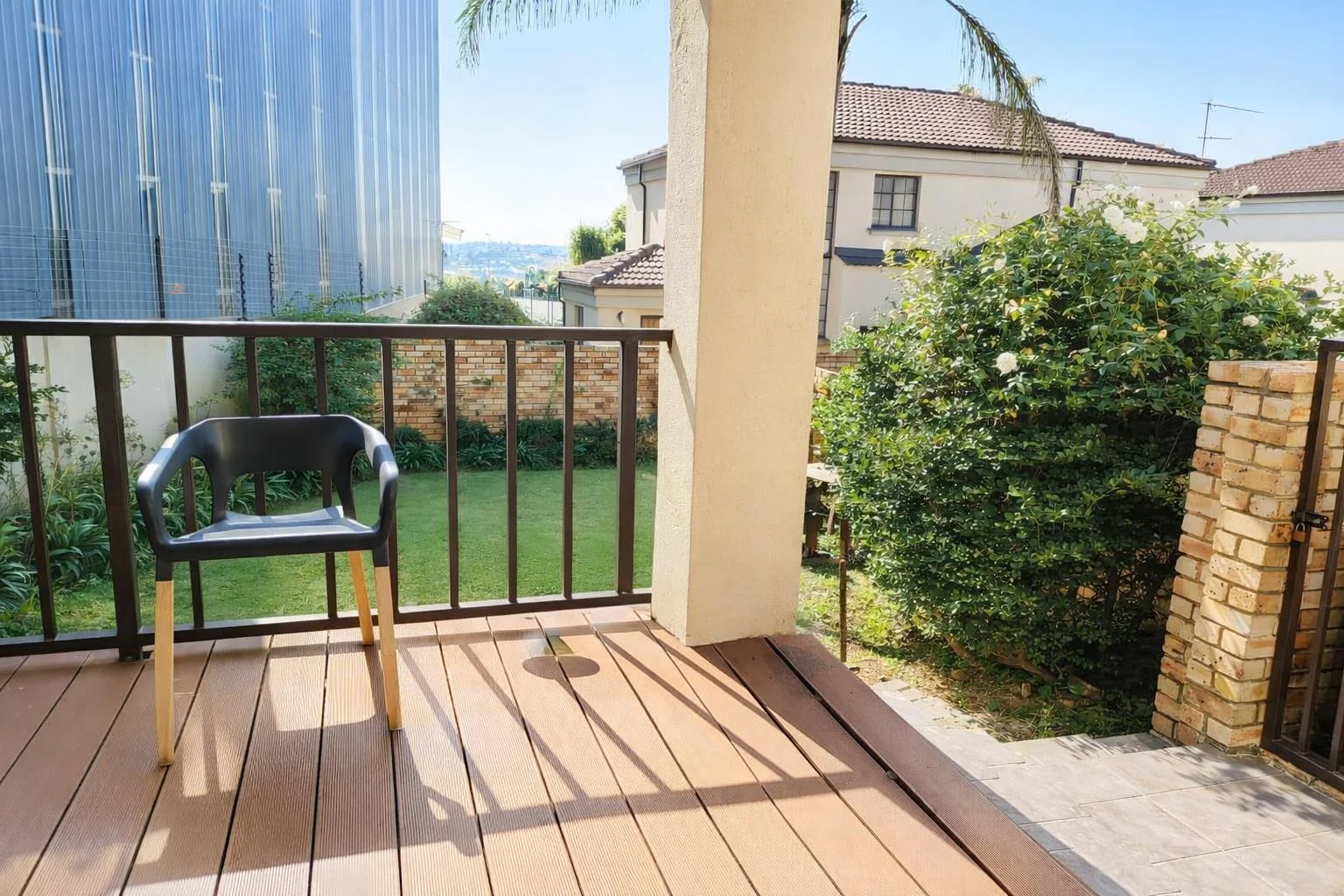 Set within one of Amorosa’s most sought-after Sectional Title complexes.