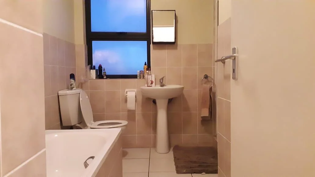 Neat, Secure 1 bedroom apartment in Royal Ascot