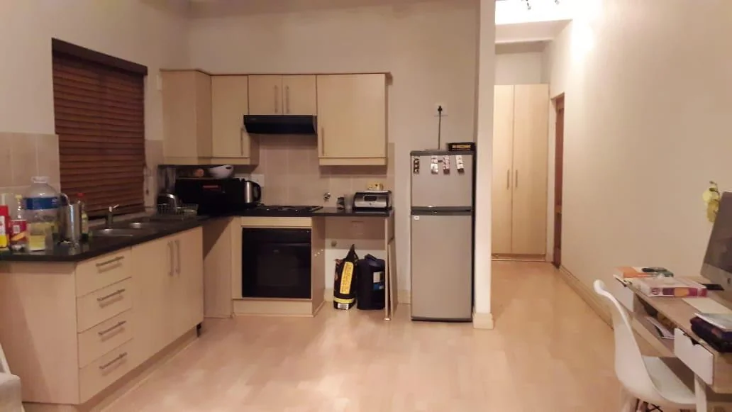 Neat, Secure 1 bedroom apartment in Royal Ascot