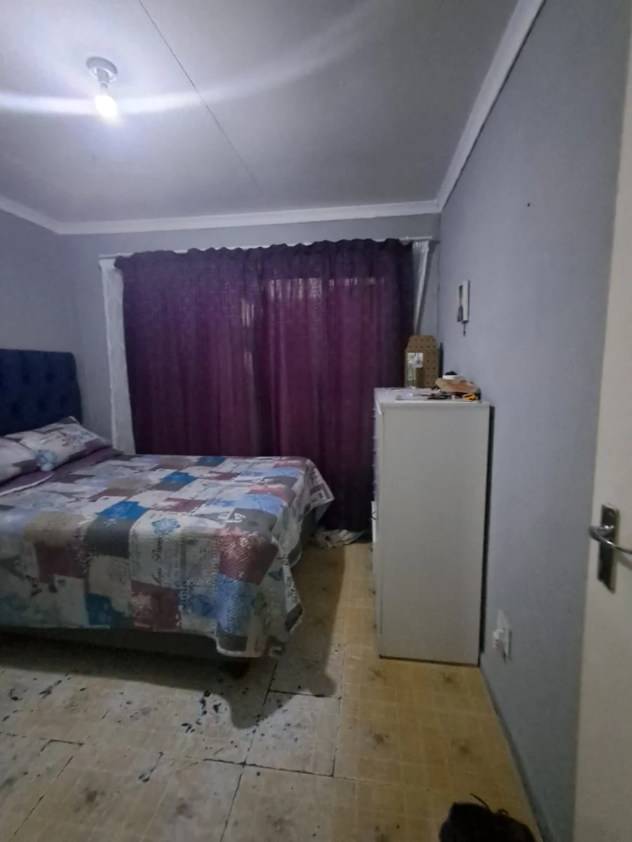 3 Bedroom House for Sale in Tlhabane West