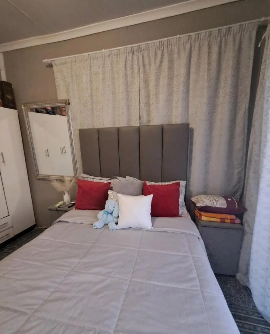 3 Bedroom House for Sale in Tlhabane West