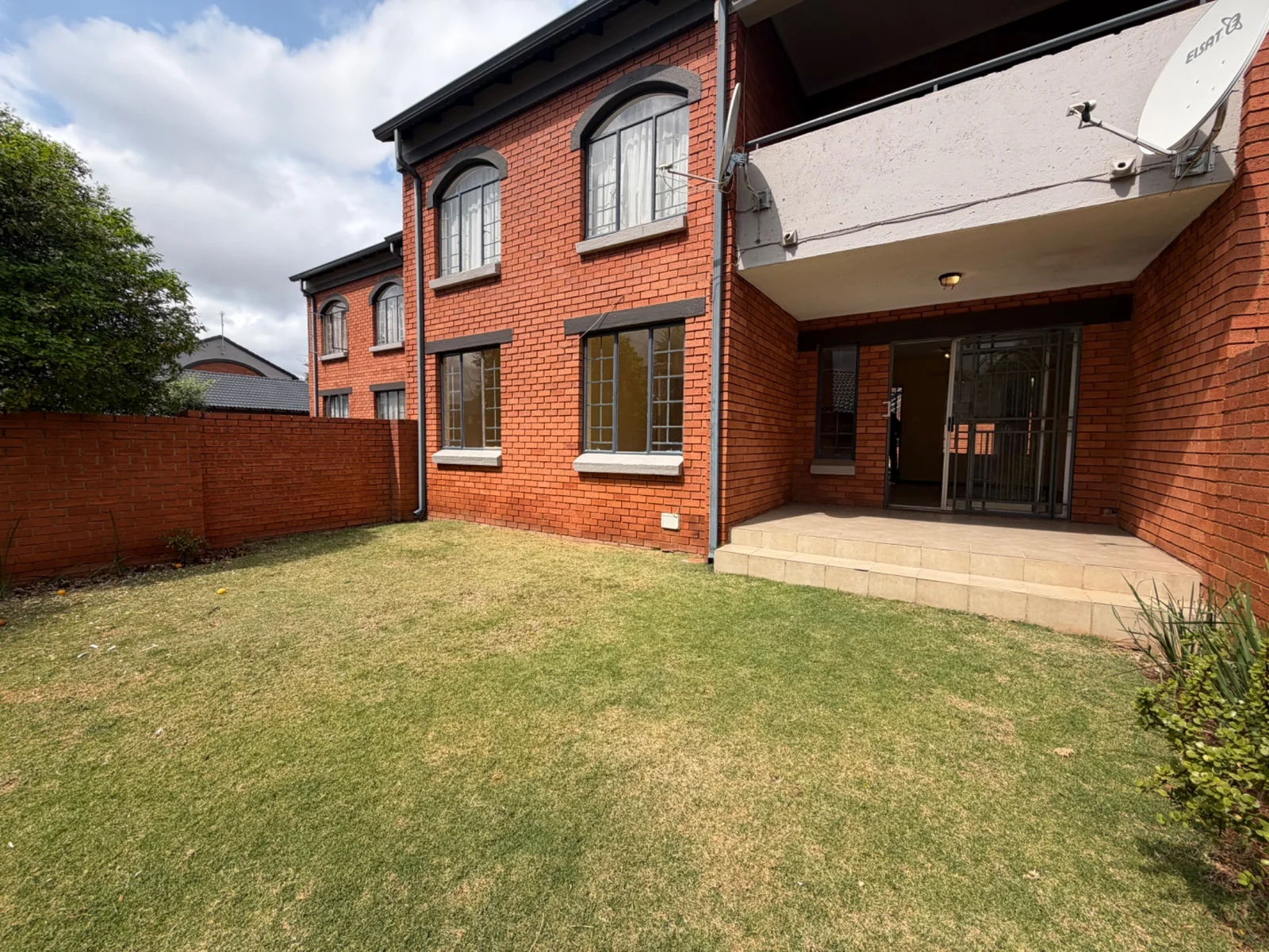 NEW LISTING .... DOUBLE SECURITY AND A LARGE PRIVATE GARDEN!