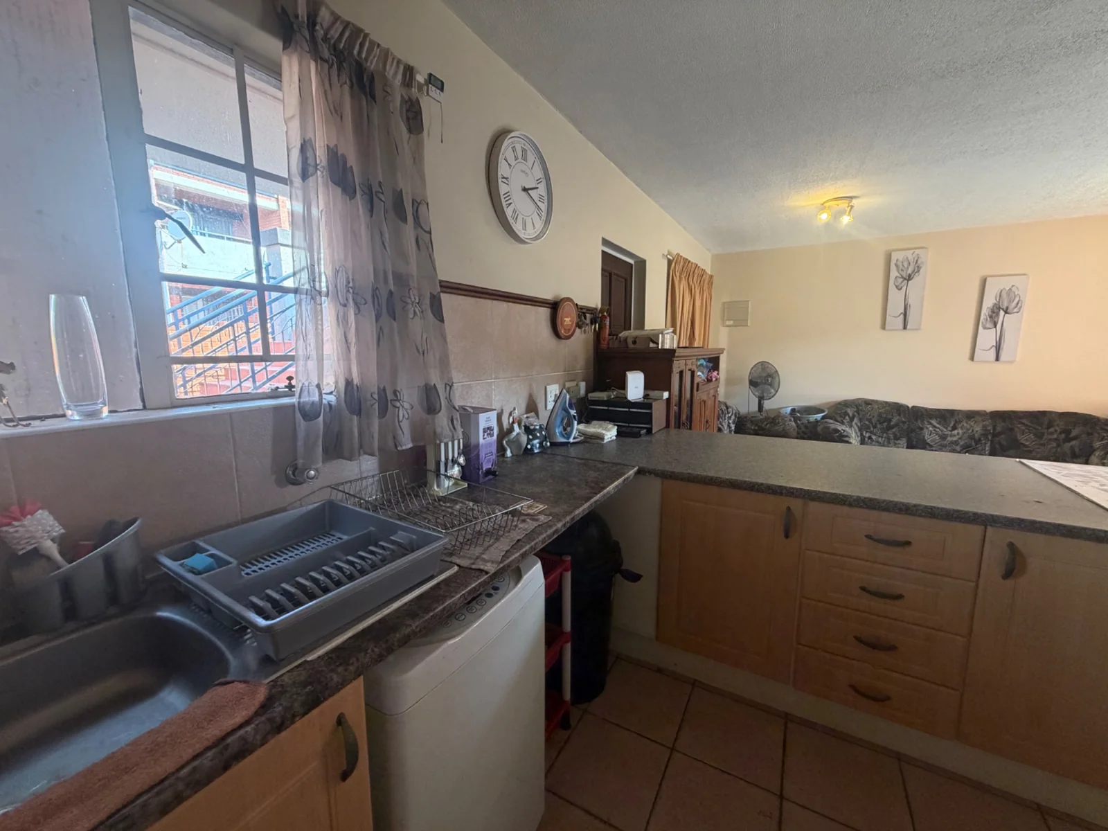 NEW LISTING .... DOUBLE SECURITY AND A LARGE PRIVATE GARDEN!