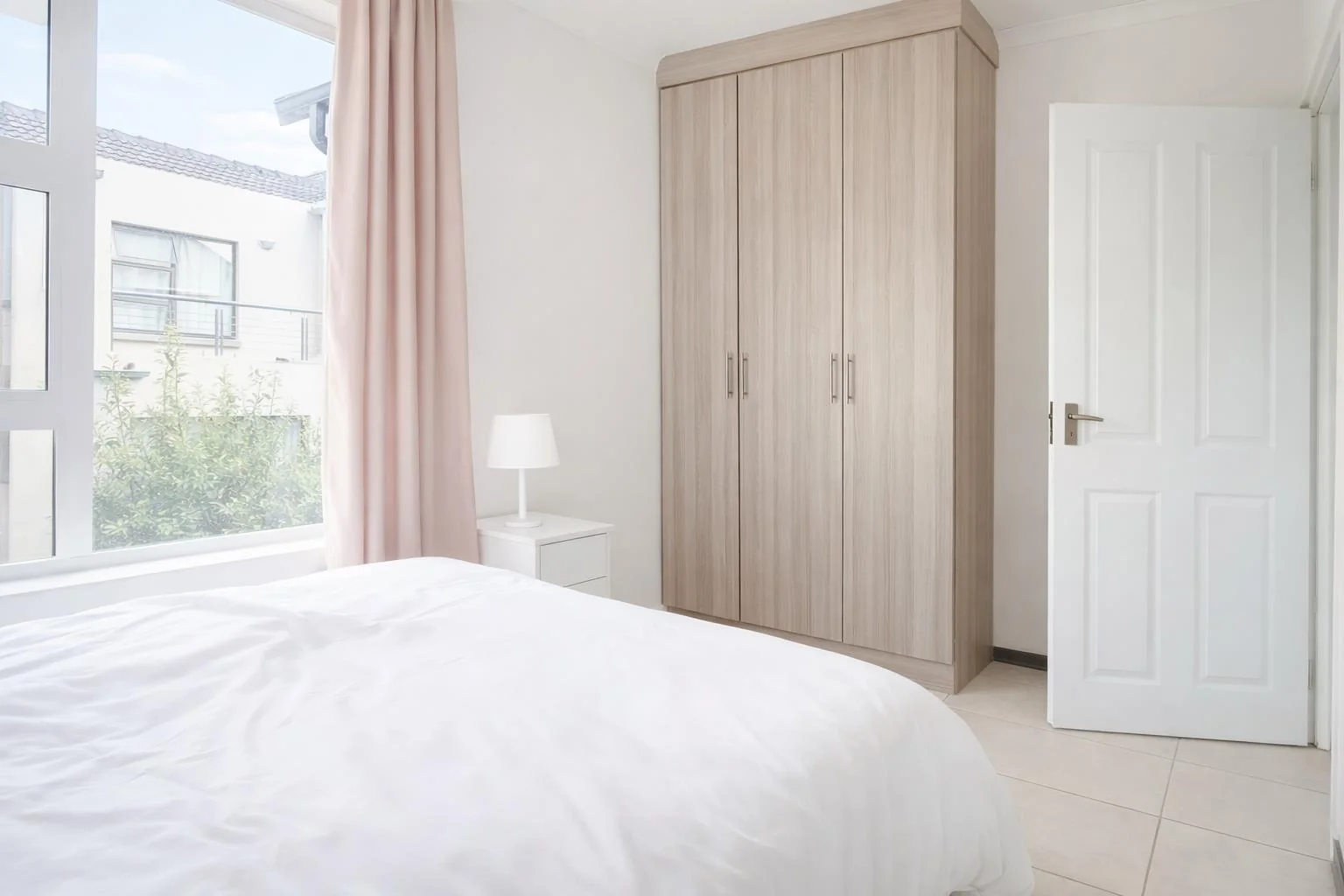 Sought after 2-bedroom Apartment for Investors dream or young couple