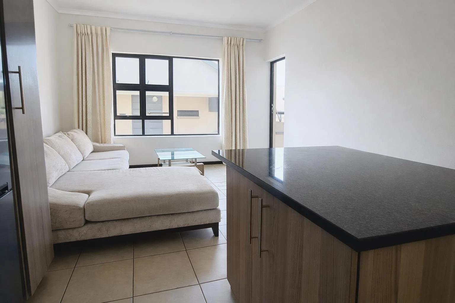 Sought after 2-bedroom Apartment for Investors dream or young couple
